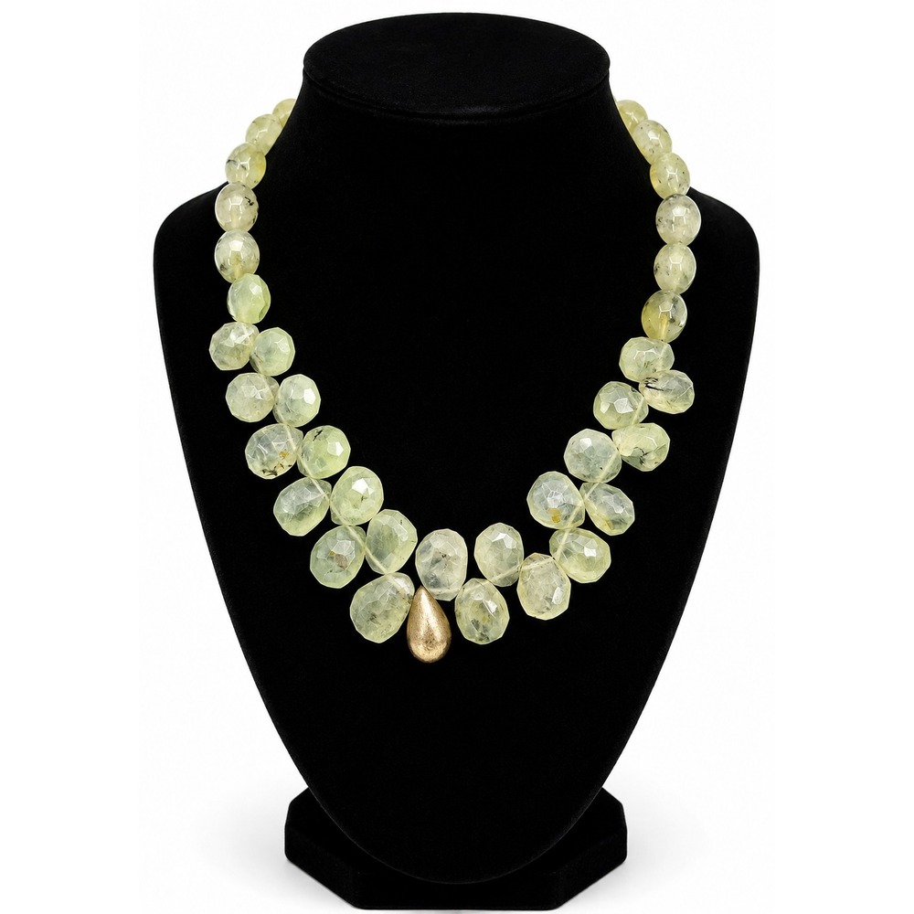 JCS  Light Green Chrysoprase Gemstone Organic Cluster Princess Length Necklace